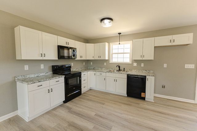 80 Dave O Lane, Loretto, TN 38469