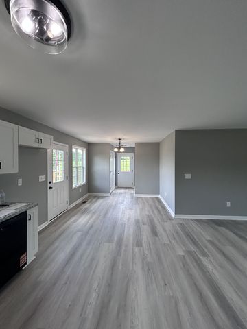 80 Dave O Lane, Loretto, TN 38469