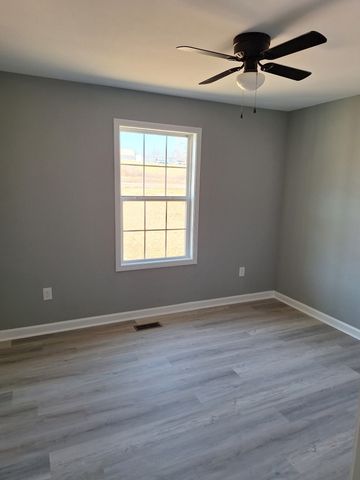 80 Dave O Lane, Loretto, TN 38469