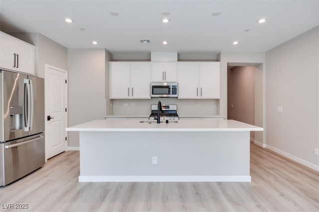 9245 Litvin Street, Las Vegas, NV 89166