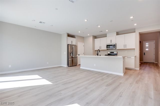 9245 Litvin Street, Las Vegas, NV 89166