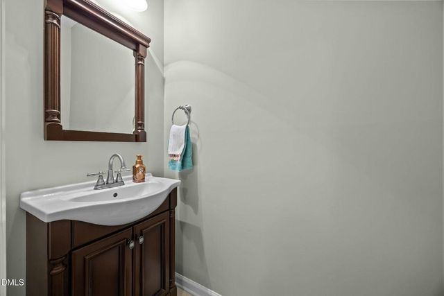 1220 Hillingdon Way, Raleigh, NC 27614