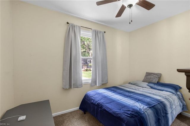 4013 Timberland DR, Portsmouth, VA 23703