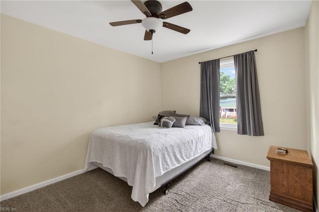 4013 Timberland DR, Portsmouth, VA 23703