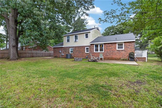 4013 Timberland DR, Portsmouth, VA 23703