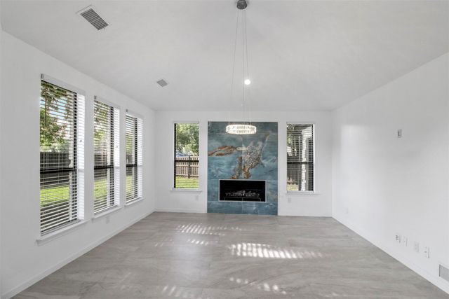 7319 Briarnoll, Dallas, TX 75252