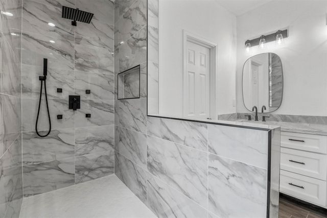 7319 Briarnoll, Dallas, TX 75252