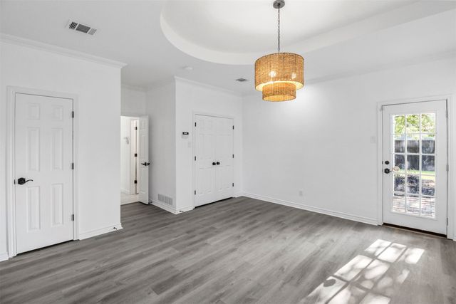 7319 Briarnoll, Dallas, TX 75252