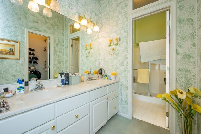2801 EP True Parkway 201, West Des Moines, IA 50265