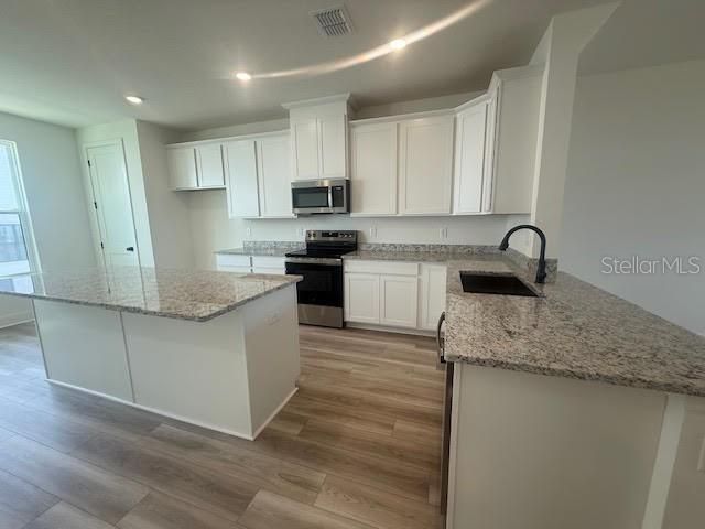 15220 GROVESIDE ROAD, Winter Garden, FL 34787