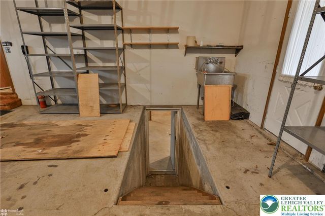 6962 Salinka Square, East Allen Twp, PA 18017