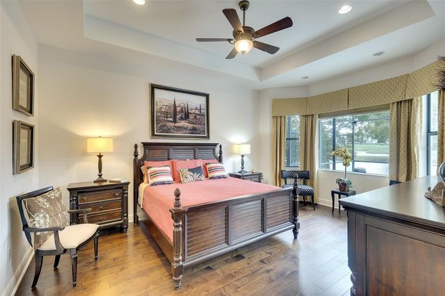 15512 LEVEN LINKS PLACE, Lakewood Ranch, FL 34202