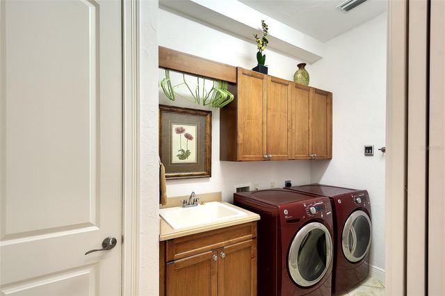 15512 LEVEN LINKS PLACE, Lakewood Ranch, FL 34202