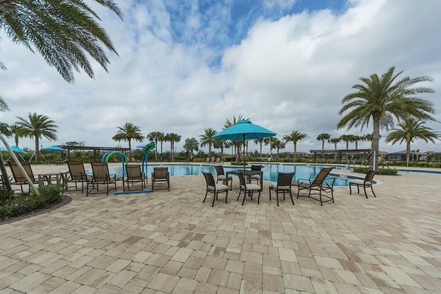 15512 LEVEN LINKS PLACE, Lakewood Ranch, FL 34202