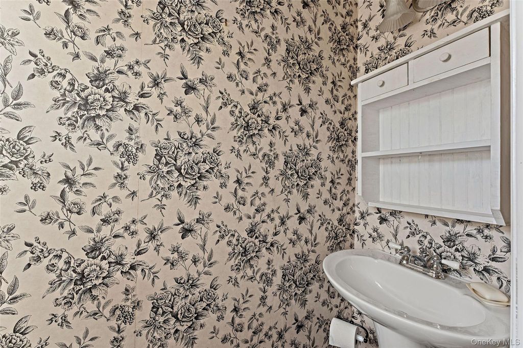 53 Stanley Avenue, Hastings-on-hudson, NY 10706 — photo 4