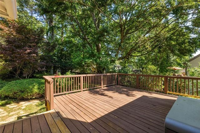 2406 Woodridge Drive, Decatur, GA 30033