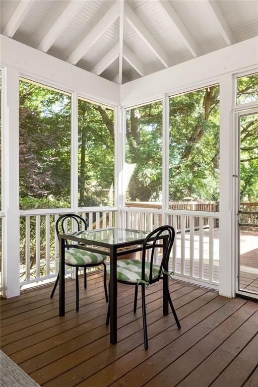 Image 16 of property listing at 2406 Woodridge Drive, Decatur, GA 30033