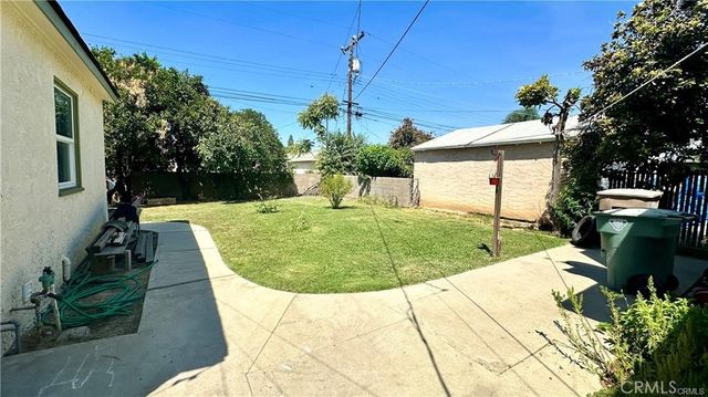 1405 Chester Avenue, Bakersfield, CA 93301