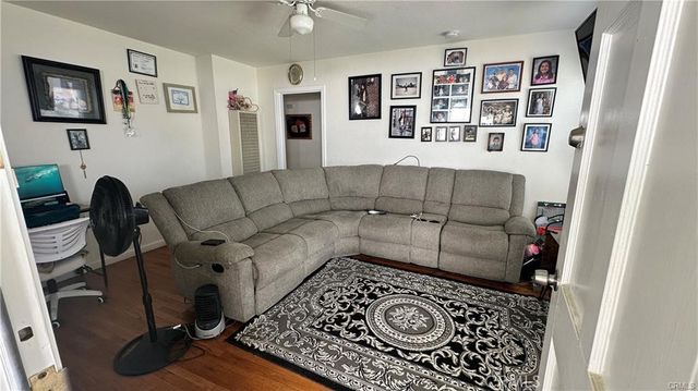 1405 Chester Avenue, Bakersfield, CA 93301