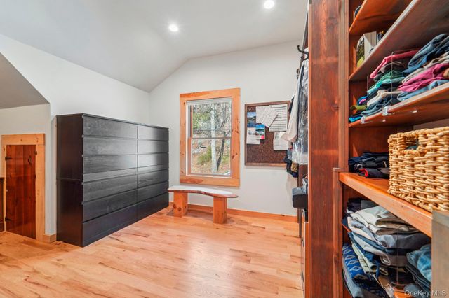 1 Deer Trail S, Greenwood Lake, NY 10925