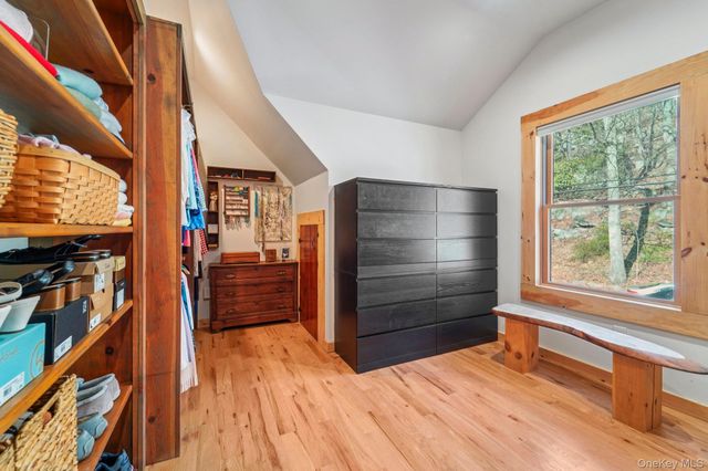 1 Deer Trail S, Greenwood Lake, NY 10925