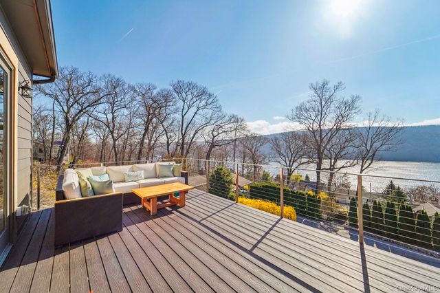 1 Deer Trail S, Greenwood Lake, NY 10925