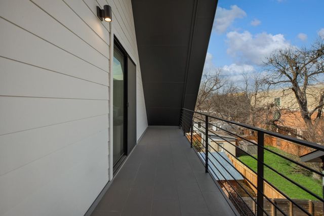 1410 E 3rd ST A, Austin, TX 78702
