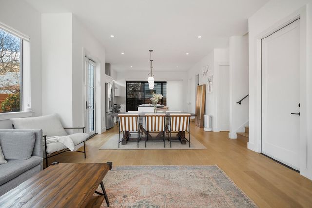 1410 E 3rd ST A, Austin, TX 78702