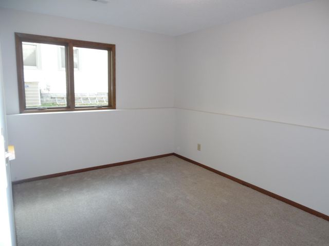 379 3rd Street NW, Forest Lake, MN 55025