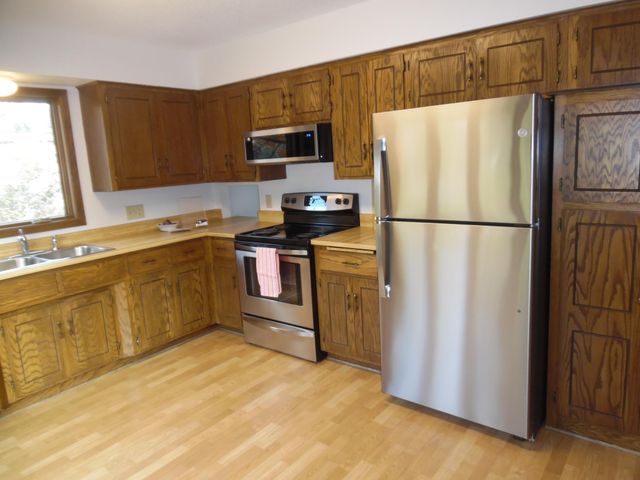 379 3rd Street NW, Forest Lake, MN 55025