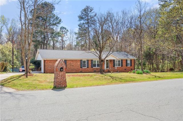 2302 Beaverbrook Drive, Greensboro, NC 27406