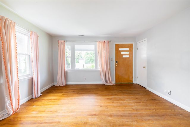 8876 Sheldon Road, Plymouth, MI 48170