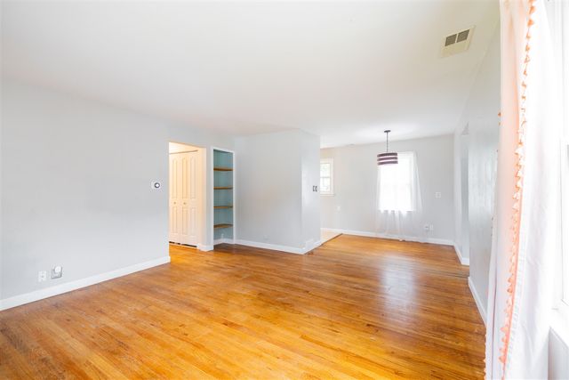 8876 Sheldon Road, Plymouth, MI 48170