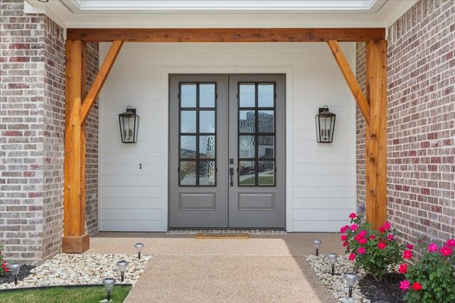 11011 King's Canyon, Woodway, TX 76712