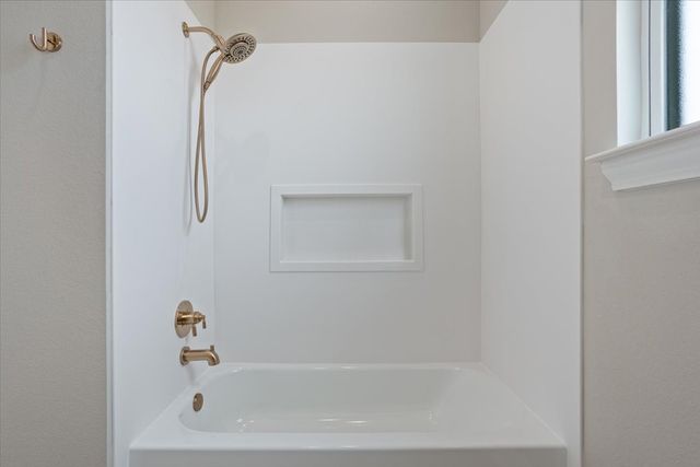 11011 King's Canyon, Woodway, TX 76712