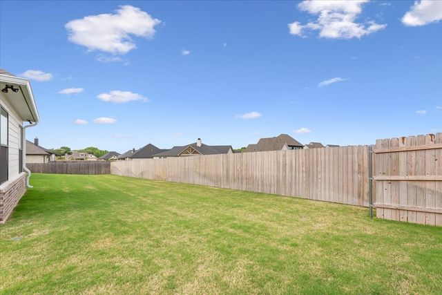 11011 King's Canyon, Woodway, TX 76712
