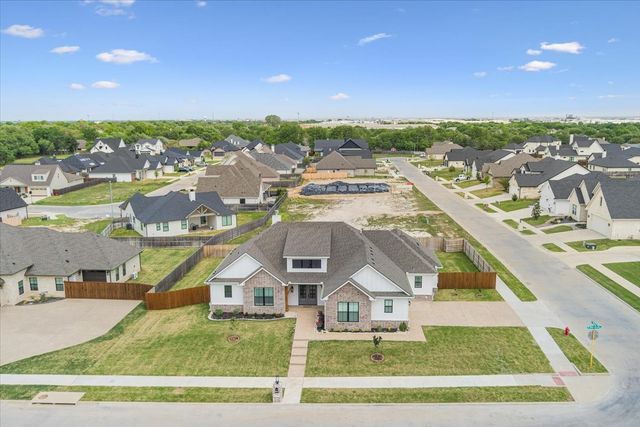 11011 King's Canyon, Woodway, TX 76712