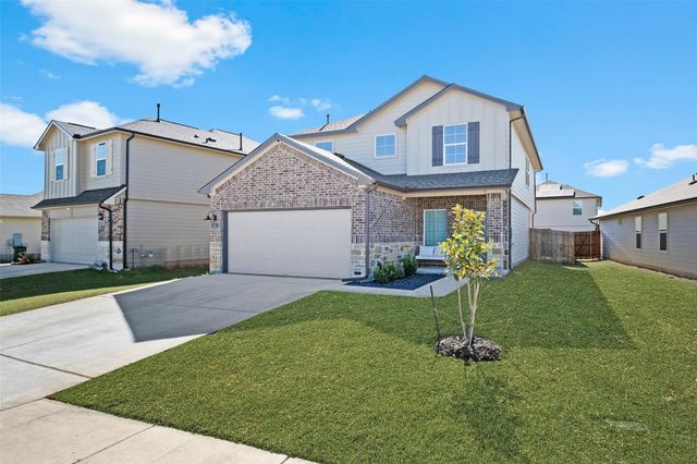 144 Calgary LN, San Marcos, TX 78666