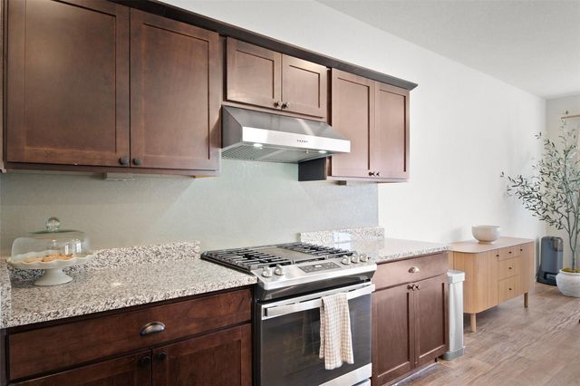 144 Calgary LN, San Marcos, TX 78666