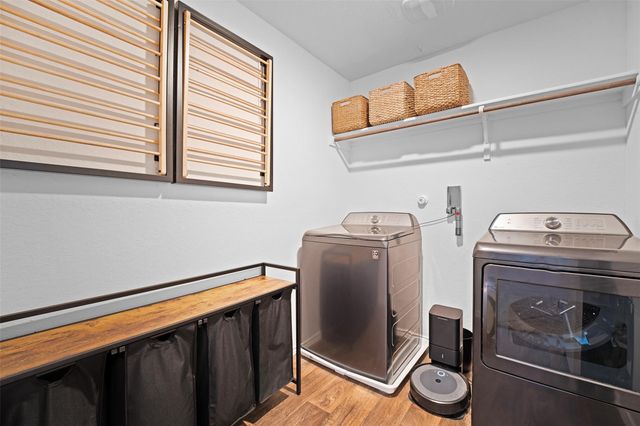 144 Calgary LN, San Marcos, TX 78666