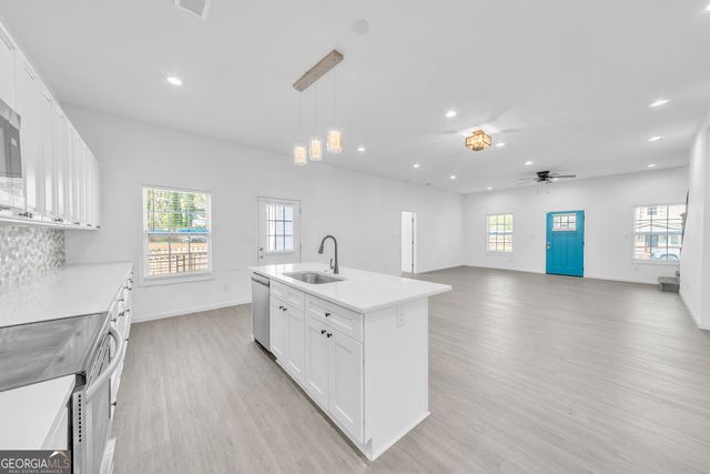 1136 Oak Knoll Terrace, Atlanta, GA 30315