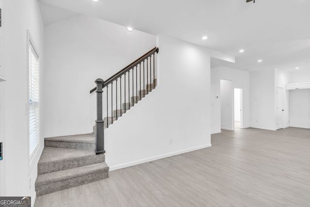 1136 Oak Knoll Terrace, Atlanta, GA 30315