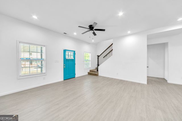 1136 Oak Knoll Terrace, Atlanta, GA 30315