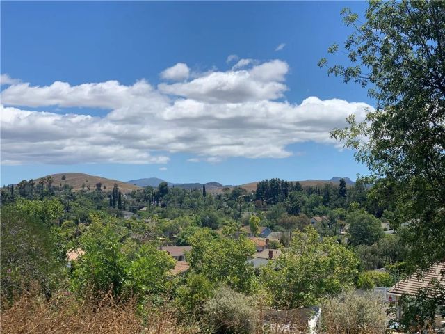 228 W Avenida De Las Flores, Thousand Oaks, CA 91360