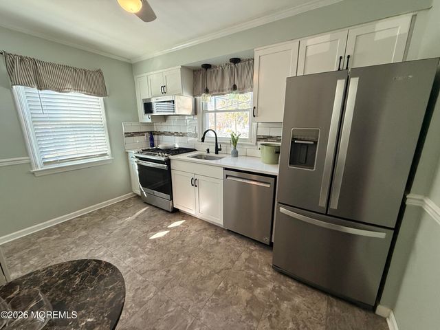 34 Schiverea Avenue, Freehold, NJ 07728