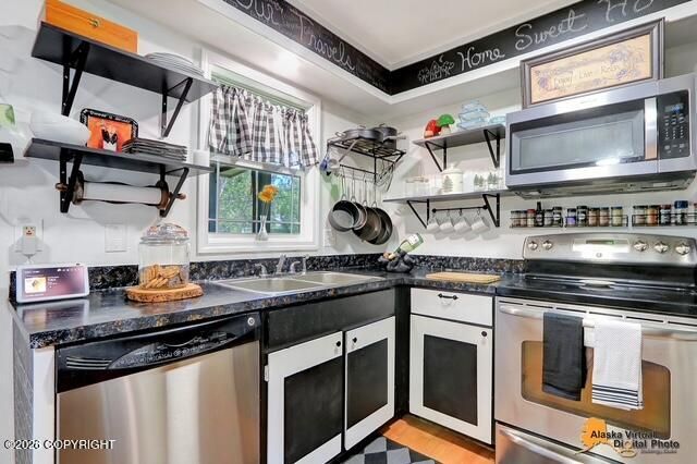 3932 Deborah Lane, Anchorage, AK 99504