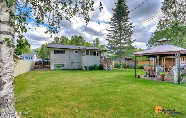3932 Deborah Lane, Anchorage, AK 99504