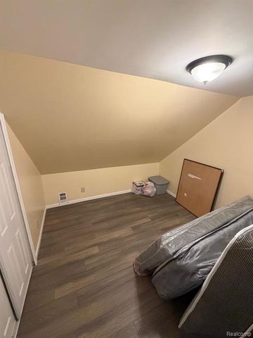 7145 Holmes Street, Detroit, MI 48210