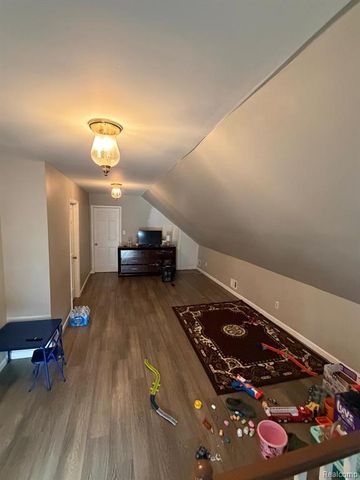 7145 Holmes Street, Detroit, MI 48210