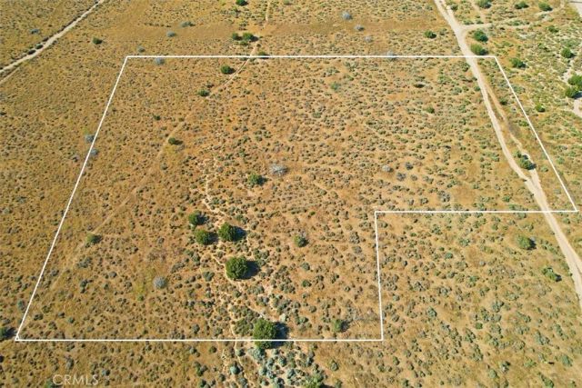 20 Fuente, Hesperia, CA 92345